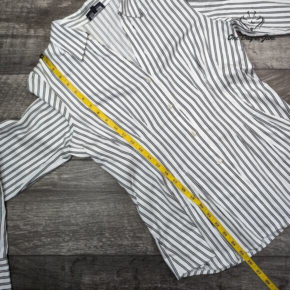 Anne Klein Button Front Long Sleeve Top Size 10 - Picture 4 of 5